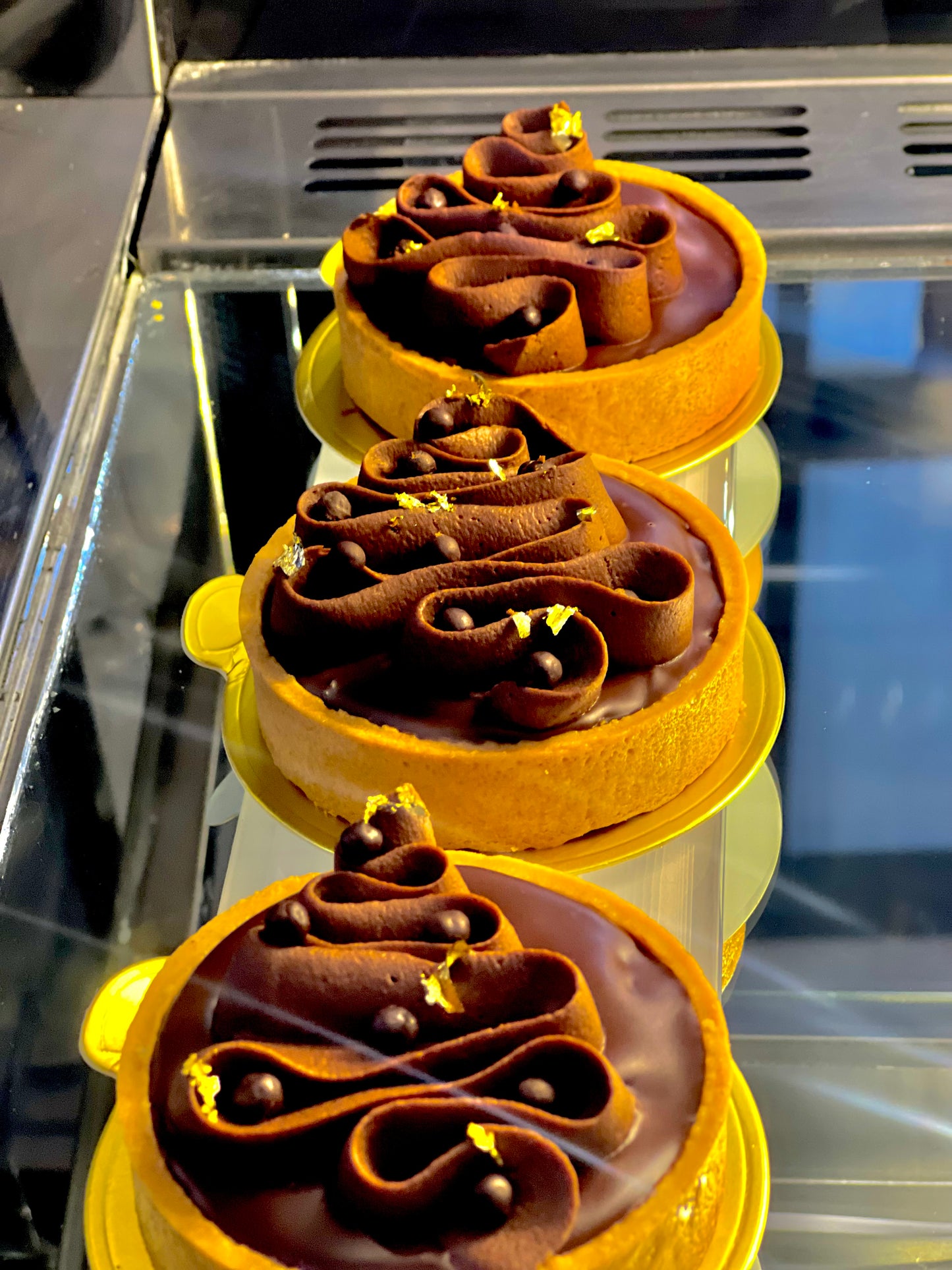 CHOCOLATE WALNUT TART